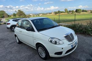 Lancia Ypsilon 1.2 69 CV 5 porte GPL Ecochic Plati