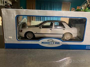 Modellino Ford Sierra Cosworth