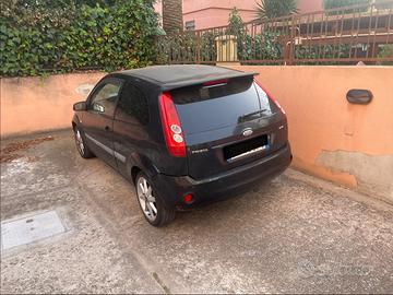 Ford Fiesta 1.6 TDCi Diesel – 3 porte – Anno 2006