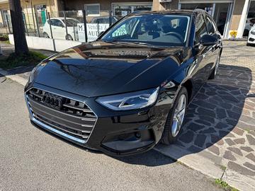 Audi A4 Avant 40 TDI quattro S tronic Business Adv