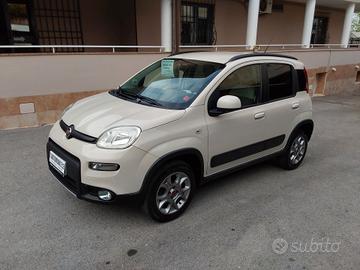 Fiat Panda 1.3 MJT 75CV 4x4 (Motore Revisionato)