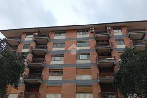 4 LOCALI A CASERTA