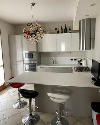 Cucina con elettrodomestici Electrolux