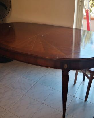  parete attrezzata e tavolo ovale  €350,00 