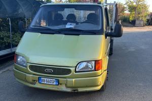 Ford Cargo con Gru e cassone triribaltabile