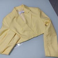 giacca corta a manica lunga