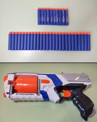 Nerf Elite - Strongarm con 36 dardi