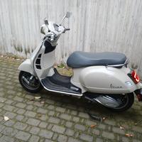 vespa gts 300hpe