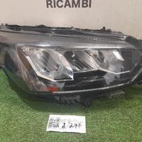 FARO ANTERIORE DESTRO PEUGEOT 208 Serie 90200108 E