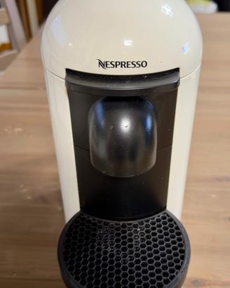 Macchina Caffè Nespresso Vertuo