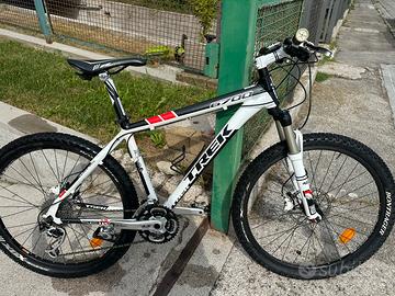 TREK 6700