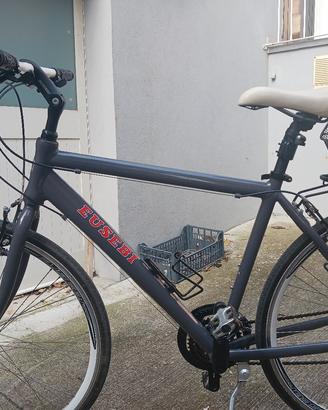 Bicicletta Ibrida EUSEBI Leggera Tipo Corsa 