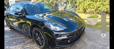 PORSCHE PANAMERA 4 E-HYBRID