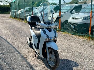 HONDA SH125 1700km UNICO PROPRIETARIO!