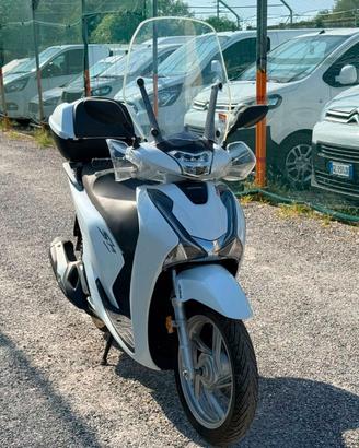 HONDA SH125 1700km UNICO PROPRIETARIO!