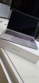 MACBOOK AIR M1 CON SCATOLA E ALIMENTATORE 