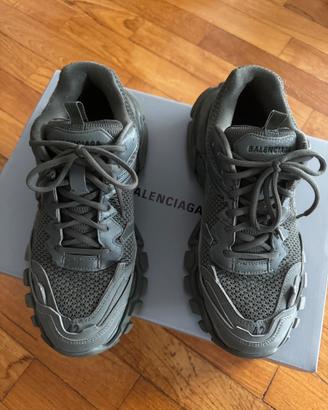 Scarpe da uomo originali Balenciaga