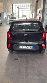 Kia picanto 1.0 12V