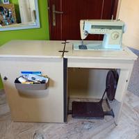 Macchina da cucire a pedale