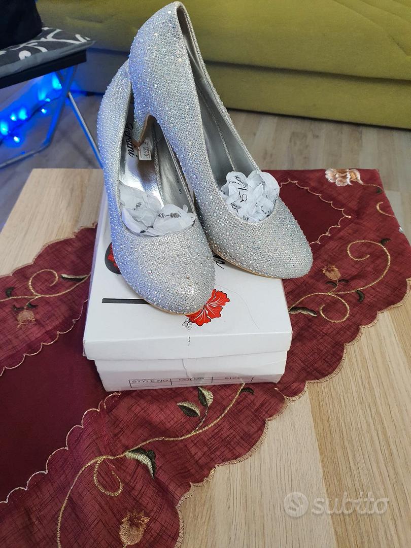 Scarpe da donna eleganti Abbigliamento e Accessori In vendita a