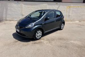 Toyota Aygo 1.4 turbodiesel 5 porte Sol