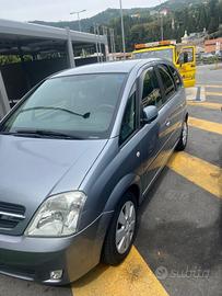  Opel Meriva impeccabile.