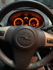 Opel  corsa