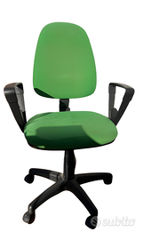 Sedia da Ufficio Ergonomica Verde con Braccioli –
