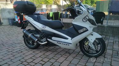 SCOOTER GILERA NEXUS 500 USATO