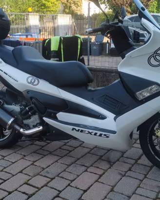 SCOOTER GILERA NEXUS 500 USATO