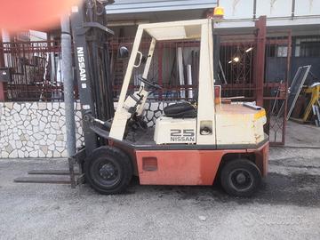 Carrello elevatore Nissan