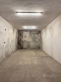 Garage- 120 mq su due piani (Civitanova Alta)