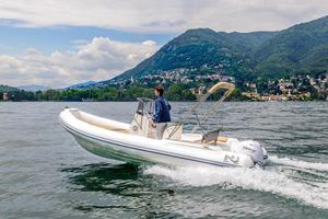 Gommone Nautica Diving 590 con 40 Selva