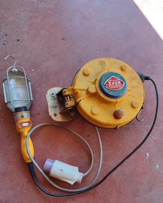 Avvolgicavo automatico Vintage ZECA con lampada 