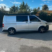 Transporter T5/T6 camperizzato (autocarro)