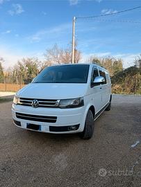 Volkswagen transporter long motion