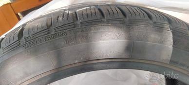 Gomme invernali 245 40 r18