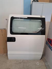 Porta posteriore sinistra Hyundai H 1 2.5 D 2009