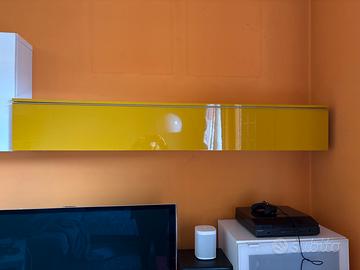 Pensile per libri/film/dvd