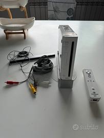Nintendo Wii Bianca + Wii Remote + Sensor Bar