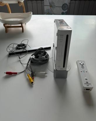 Nintendo Wii Bianca + Wii Remote + Sensor Bar