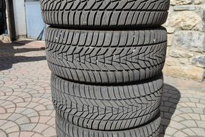 4 Hankook Winter i*cept evo3 245/45 R18 – DOT 1925