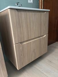 Mobile bagno con specchio