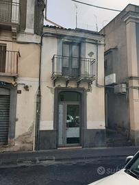 Immobile a Bronte (Corso Umberto - Centro storico)