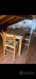 Tavolo allungabile + 4 sedie - Trezzo