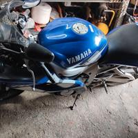 Yamaha r6