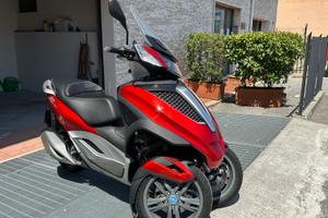 Piaggio MP3 300
