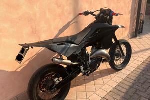 HUSQVARNA SM125