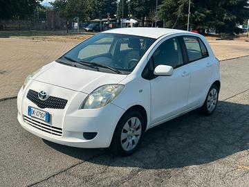 Toyota Yaris 1.0 Benzina