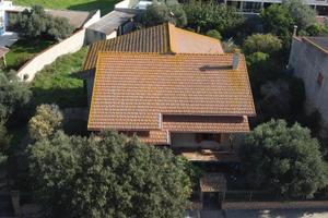 Villa libera su 4 lati con ampio giardino